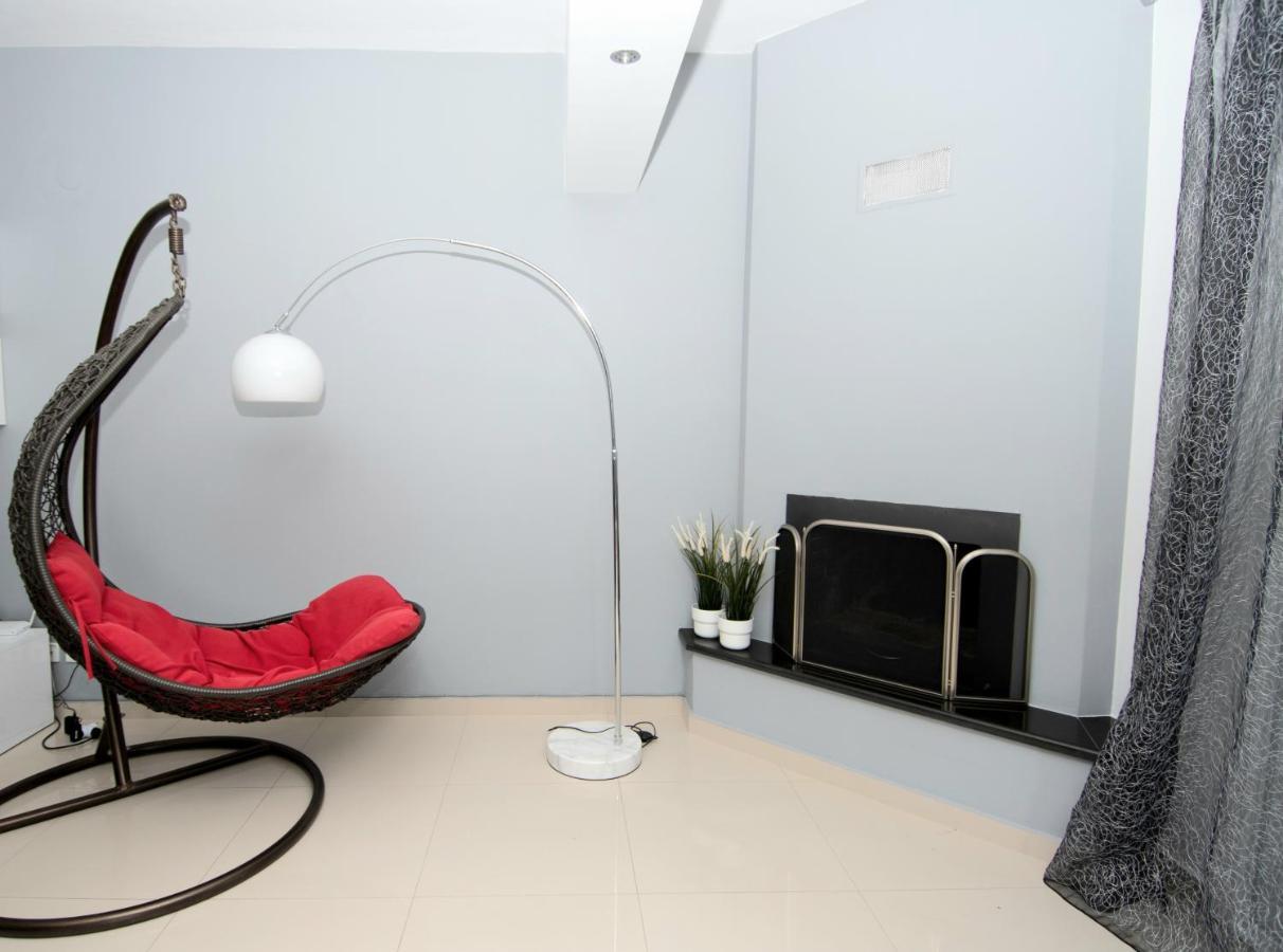 Aparthotel Mistral Luxury Living Néa Péramos Exteriér fotografie